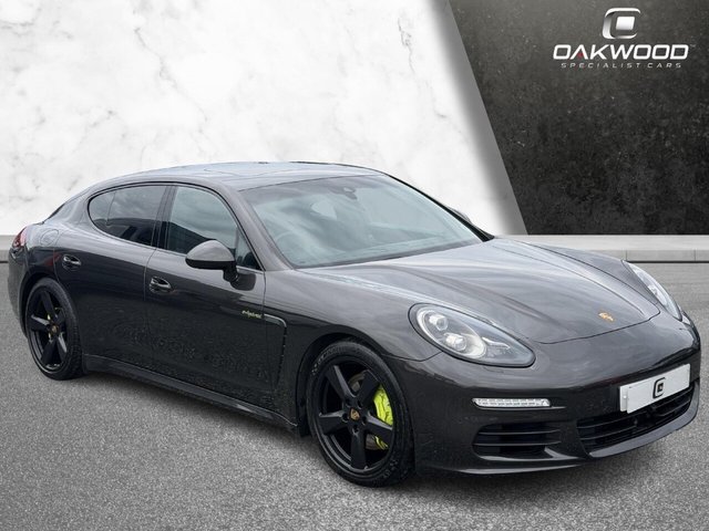 View our Porsche Panamera 3.0 V6 E-Hybrid S Hatchback 5dr Petrol Plug-in Hybrid TiptronicS Euro 6 (s/s) (416 ps)