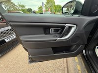 USED 2017 67 LAND ROVER DISCOVERY SPORT 2.0 TD4 HSE SUV 5dr Diesel Auto 4WD Euro 6 (s/s) (180 ps) 
