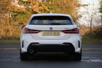 USED 2019 69 BMW 1 SERIES 1.5 118i M Sport Hatchback 5dr Petrol DCT Euro 6 (s/s) (140 ps) ALPINE WHITE PAINTWORK + RED LEATHER + HEATED SEATS