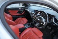 USED 2019 69 BMW 1 SERIES 1.5 118i M Sport Hatchback 5dr Petrol DCT Euro 6 (s/s) (140 ps) ALPINE WHITE PAINTWORK + RED LEATHER + HEATED SEATS