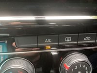 USED 2019 19 VOLKSWAGEN GOLF 2.0 TDI R-Line Hatchback 5dr Diesel DSG Euro 6 (s/s) (150 ps) *2.0 TDI R-LINE DSG* PARKING AID-SAT NAV-CRUISE CTRL-X2 KEYS