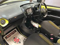 USED 2017 17 TOYOTA AYGO 1.0 VVT-i x-cite 3 Yellow Bi-Tone Hatchback 5dr Petrol Manual Euro 6 (68 ps) in Blackburn Finance Available 12 to 84 Months