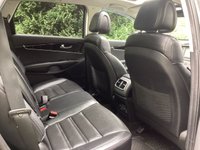 USED 2016 16 KIA SORENTO 2.2 CRDi KX-3 SUV 5dr Diesel Auto AWD Euro 6 (197 bhp) *7 SEATS-AUTO-4WD* *FULL SERVICE HISTORY* PAN ROOF-X2 KEYS