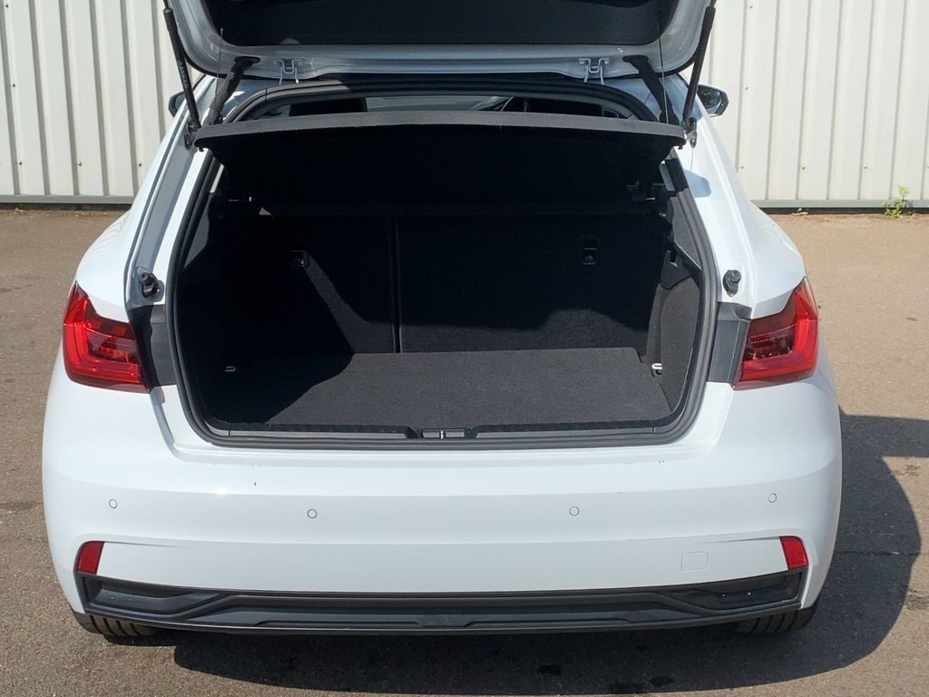USED 2024 24 AUDI A1 1.0 TFSI 25 Sport Sportback 5dr Petrol Manual Euro 6 (s/s) (95 ps) *1 OWNER+R/SENSORS+2 KEYS+FSH*