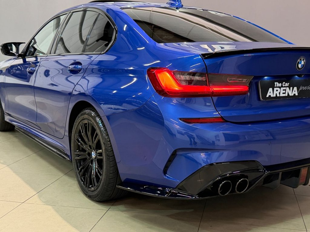 USED 2019 69 BMW 3 SERIES 2.0 330e 12kWh M Sport Saloon 4dr Petrol Plug-in Hybrid Auto Euro 6 (s/s) (292 ps) 