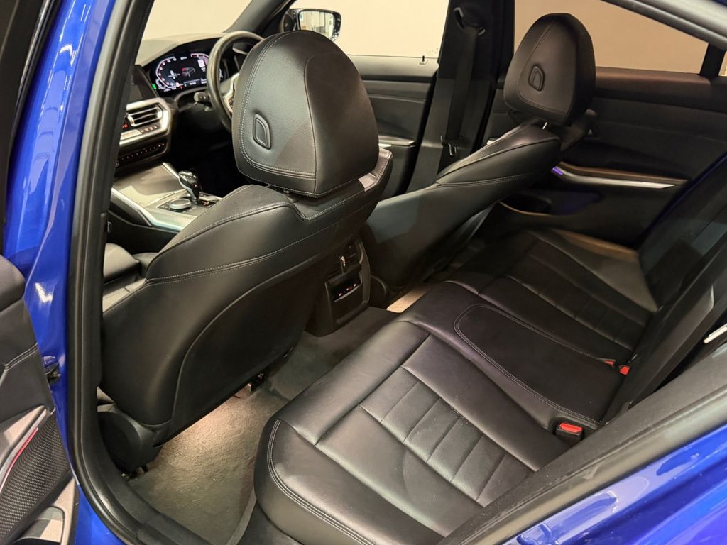 USED 2019 69 BMW 3 SERIES 2.0 330e 12kWh M Sport Saloon 4dr Petrol Plug-in Hybrid Auto Euro 6 (s/s) (292 ps) 