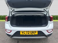 USED 2023 72 VOLKSWAGEN T-ROC 1.5 TSI Style Convertible 2dr Petrol DSG 2WD Euro 6 (s/s) (150 ps) Automatic,Satellite Navigation