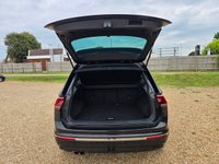 USED 2017 67 VOLKSWAGEN TIGUAN 2.0 TSI R-Line SUV 5dr Petrol DSG 4Motion Euro 6 (s/s) (180 ps) 