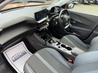 USED 2020 70 PEUGEOT E-2008 50kWh Allure SUV 5dr Electric Auto (136 ps) 