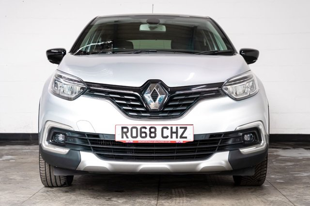 View our RENAULT CAPTUR