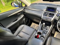 USED 2015 65 LEXUS NX 2.5 300h Luxury SUV 5dr Petrol Hybrid E-CVT 4WD Euro 6 (s/s) (197 ps) ** GREAT LEXUS HISTORY **