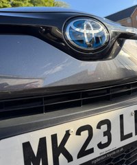 USED 2023 23 TOYOTA C-HR 1.8 VVT-h GPF Icon SUV 5dr Petrol Hybrid CVT Euro 6 (s/s) (122 ps) 