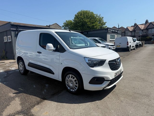 View our VAUXHALL COMBO