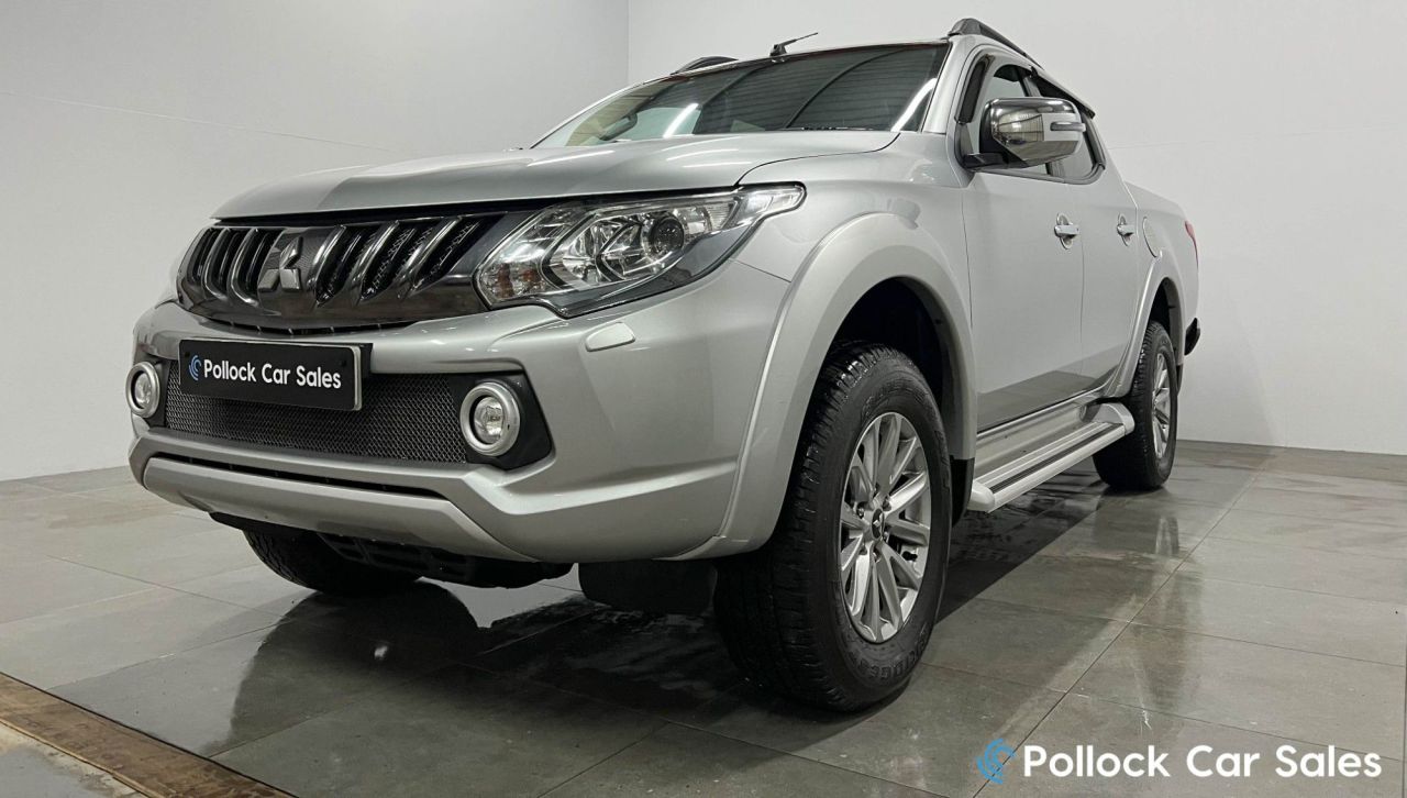 2018 MITSUBISHI L200 2.4 DI-D DC Barbarian Pickup Double Cab 4dr Diesel Auto 4WD Euro 6 (178 ps) - vehicle photo 14 for sale on PureCar