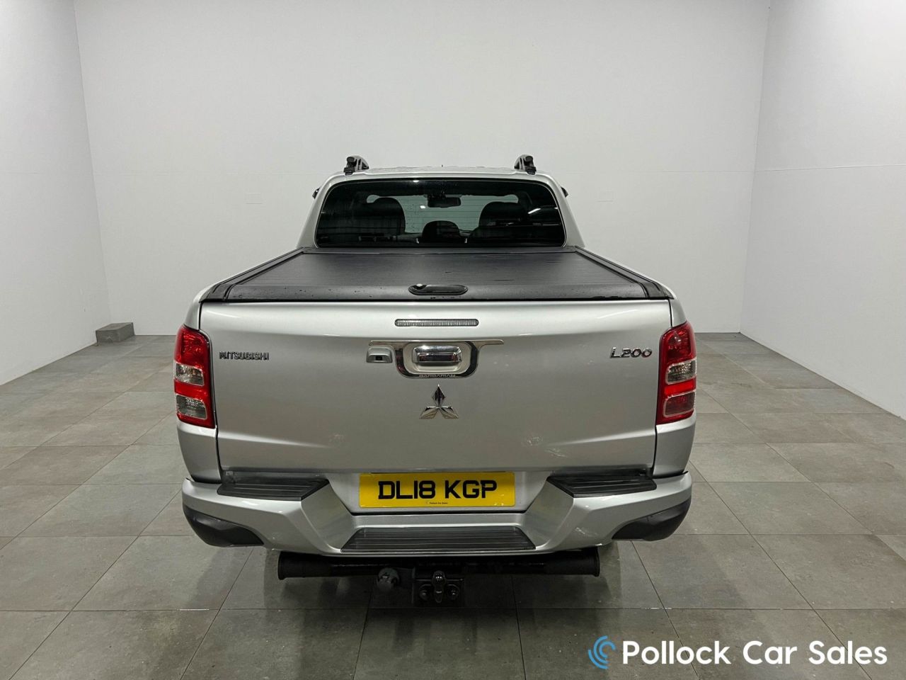 2018 MITSUBISHI L200 2.4 DI-D DC Barbarian Pickup Double Cab 4dr Diesel Auto 4WD Euro 6 (178 ps) - vehicle photo 6 for sale on PureCar