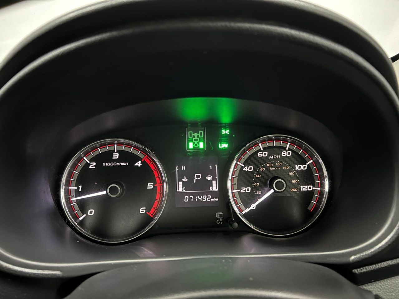 2018 MITSUBISHI L200 2.4 DI-D DC Barbarian Pickup Double Cab 4dr Diesel Auto 4WD Euro 6 (178 ps) - vehicle photo 44 for sale on PureCar