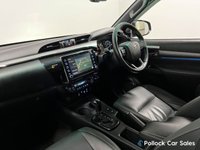 USED 2024 24 TOYOTA HI-LUX 2.8 D-4D Invincible X Pickup Double Cab 4dr Diesel Auto 4WD Euro 6 (s/s) (204 ps) Chassis Underseal,Roller & Bars,360 Camera,CarPlay,Htd Lthr