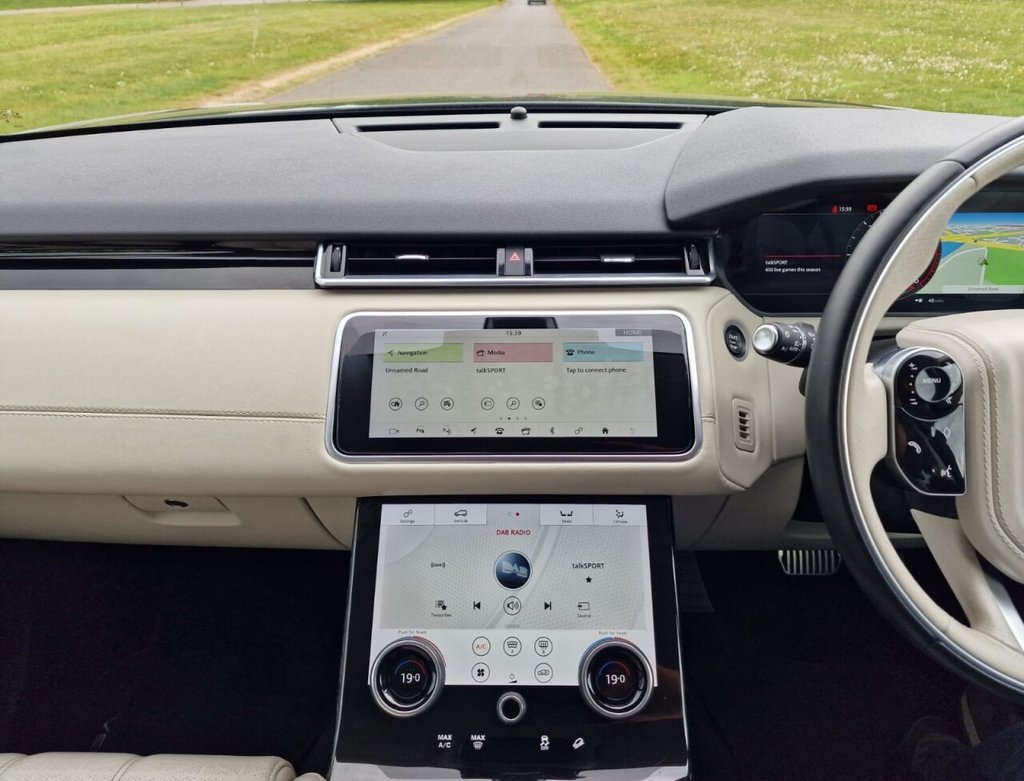 USED 2019 69 LAND ROVER RANGE ROVER VELAR 2.0 D180 R-Dynamic HSE SUV 5dr Diesel Auto 4WD Euro 6 (s/s) (180 ps) FINANCE AVAILABLE