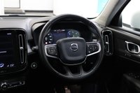 USED 2019 69 VOLVO XC40 2.0 D3 Momentum Pro Auto AWD Euro 6 (s/s) 5dr ELECTRIC MEMORY DRIVERS SEAT