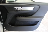 USED 2019 69 VOLVO XC40 2.0 D3 Momentum Pro Auto AWD Euro 6 (s/s) 5dr ELECTRIC MEMORY DRIVERS SEAT