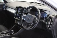 USED 2019 69 VOLVO XC40 2.0 D3 Momentum Pro Auto AWD Euro 6 (s/s) 5dr ELECTRIC MEMORY DRIVERS SEAT