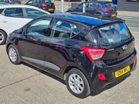 USED 2014 14 HYUNDAI I10 1.2 Premium Hatchback 5dr Petrol Manual Euro 5 (87 ps) FSH + CRUISE + &pound;35 TAX + IDEAL FRIRST CAR + LOW INSURANCE + 1 OWNER