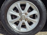 USED 2014 14 HYUNDAI I10 1.2 Premium Hatchback 5dr Petrol Manual Euro 5 (87 ps) FSH + CRUISE + &pound;35 TAX + IDEAL FRIRST CAR + LOW INSURANCE + 1 OWNER