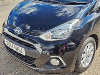 USED 2014 14 HYUNDAI I10 1.2 Premium Hatchback 5dr Petrol Manual Euro 5 (87 ps) FSH + CRUISE + &pound;35 TAX + IDEAL FRIRST CAR + LOW INSURANCE + 1 OWNER