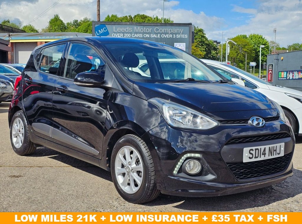 Black 2014 Hyundai i10 Hatchback Front-wheel drive Manual