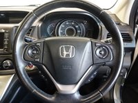 USED 2013 13 HONDA CR-V 2.0 i-VTEC EX SUV 5dr Petrol Auto 4WD Euro 5 (155 ps) FULL SERVICE HISTORY + PANORAMIC GLASS SUNROOF + SATELLITE NAVIGATION + REAR VIEW CAMERA + TOUCH SCREEN MEDIA DISPLAY + FRONT AND REAR PARKING SENSORS + BLUETOOTH PHONE CONNECTIVITY + CRUISE CONTROL + DUAL ZONE CLIMATE CONTROLLED AIRCONDITIONING + AUTOMATIC BI XENON HEADLIGHTS + VOICE COMMAND + LEATHER MULTI FUNCTIONAL STEERING WHEEL + ECO STOP START SYSTEM + HILL HOLD START ASSIST + IN CAR ENTERTAINMENT AUX/USB + DAY TIME RUNNING LIGHTS + PRIVACY GLASS + AUTOMATIC WIPERS WITH RAIN SENSOR