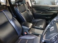 USED 2013 13 HONDA CR-V 2.0 i-VTEC EX SUV 5dr Petrol Auto 4WD Euro 5 (155 ps) FULL SERVICE HISTORY + PANORAMIC GLASS SUNROOF + SATELLITE NAVIGATION + REAR VIEW CAMERA + TOUCH SCREEN MEDIA DISPLAY + FRONT AND REAR PARKING SENSORS + BLUETOOTH PHONE CONNECTIVITY + CRUISE CONTROL + DUAL ZONE CLIMATE CONTROLLED AIRCONDITIONING + AUTOMATIC BI XENON HEADLIGHTS + VOICE COMMAND + LEATHER MULTI FUNCTIONAL STEERING WHEEL + ECO STOP START SYSTEM + HILL HOLD START ASSIST + IN CAR ENTERTAINMENT AUX/USB + DAY TIME RUNNING LIGHTS + PRIVACY GLASS + AUTOMATIC WIPERS WITH RAIN SENSOR