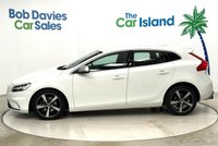 USED 2018 18 VOLVO V40 2.0 T3 R-Design Hatchback 5dr Petrol Manual Euro 6 (s/s) (152 ps) R-Design 152 BHP, Ice White with Heated Black Leather Seats, Sensus Sound System, Bluetooth, Touchscreen, Climate Control, Only 57000 Full S/ History
