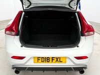 USED 2018 18 VOLVO V40 2.0 T3 R-Design Hatchback 5dr Petrol Manual Euro 6 (s/s) (152 ps) R-Design 152 BHP, Ice White with Heated Black Leather Seats, Sensus Sound System, Bluetooth, Touchscreen, Climate Control, Only 57000 Full S/ History