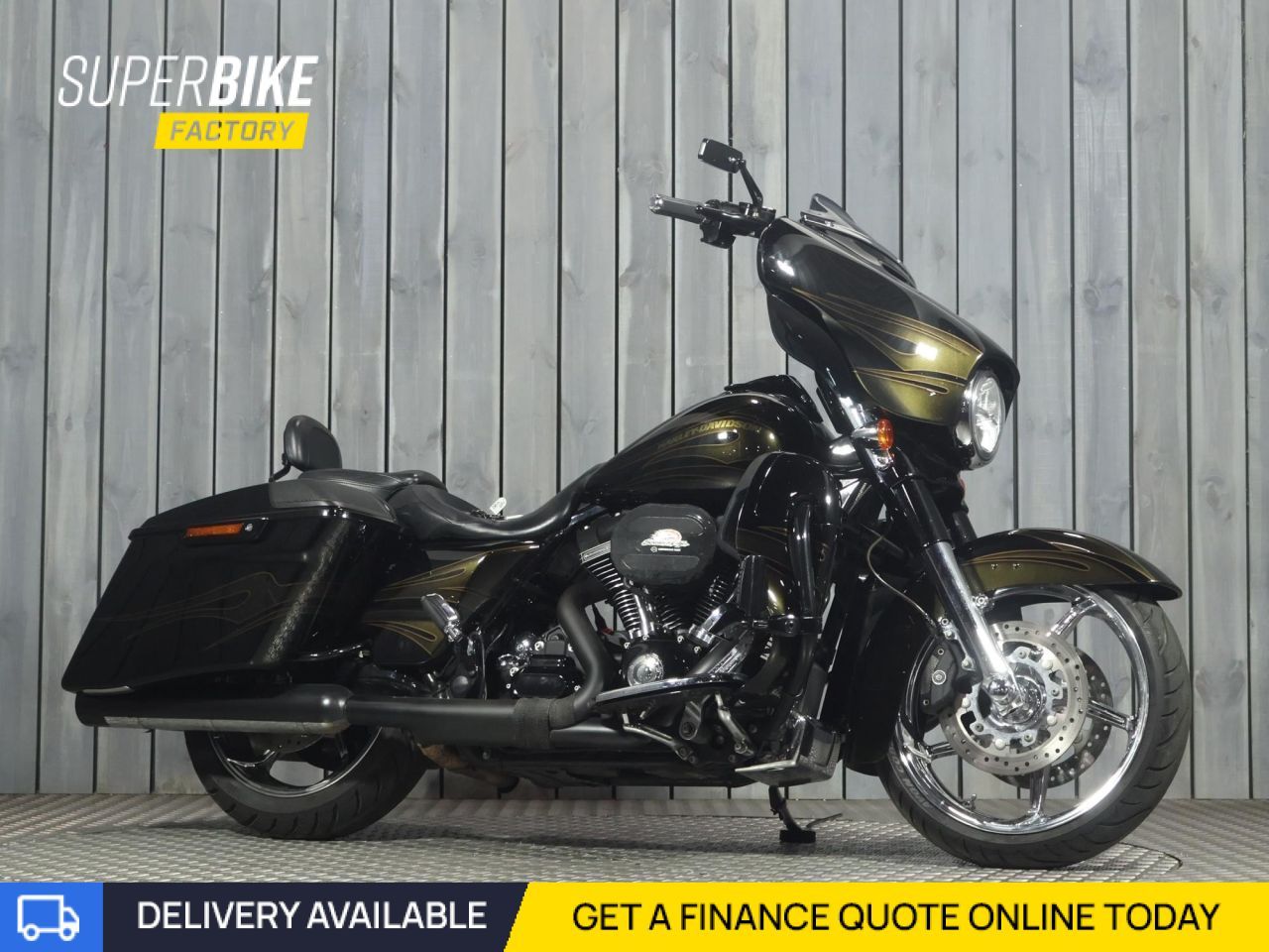 HARLEY-DAVIDSON TOURING
