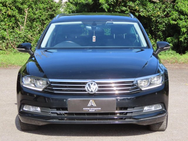 View our VOLKSWAGEN PASSAT