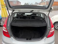USED 2009 59 HYUNDAI I30 1.4 ES Hatchback 5dr Petrol Manual Euro 4 (108 bhp) 1 OWNER FROM NEW + FULL SERVICE HISTORY + NEW MOT + FRESH SERVICE + LOW MILEAGE EXAMPLE + METALLIC SILVER COLOUR + SPEC INCLUDES ALLOY WHEELS, FRONT FOGLIGHTS, REAR PARKING SENSORS, CLOTH INTERIOR, ISOFIX, REMOTE LOCKING, ELECTRIC WINDOWS AND MIRRORS, A/C, CD/ RADIO + 3 MONTHS WARRANTY + 12 MONTHS AA BREAKDOWN COVER INCLUDED