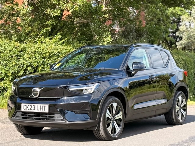 View our VOLVO XC40