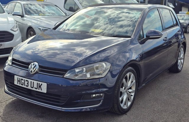 View our VOLKSWAGEN GOLF