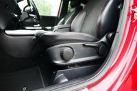 USED 2020 70 MERCEDES-BENZ GLA 1.3 GLA200 AMG Line SUV 5dr Petrol 7G-DCT Euro 6 (s/s) (163 ps) PATAGONIA RED METALLIC PAINTWORK + REVERSE CAMERA + VIRTUAL COCKPIT