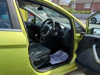 USED 2009 52 FORD FIESTA 1.4 Zetec Hatchback 5dr Petrol Manual (133 g/km, 94 bhp) NICE LITTLE 5 DOOR FIESTA + 1 OWNER + SERVICE HISTORY + FRESH SERVICE + NEW MOT + CLEAN CONDITION THROUGHOUT + METALLIC GREEN COLOUR + SPEC INCLUDES ALLOY WHEELS, CLOTH INTERIOR, ISOFIX, HEATED WINDSCREEN, ELECTRIC MIRRORS AND WINDOWS, MULTI FUNCTION STEERING WHEEL, BLUETOOTH, A/C + 3 MONTHS WARRANTY + 12 MONTHS AA BREAKDOWN COVER INCLUDED