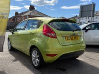 USED 2009 52 FORD FIESTA 1.4 Zetec Hatchback 5dr Petrol Manual (133 g/km, 94 bhp) NICE LITTLE 5 DOOR FIESTA + 1 OWNER + SERVICE HISTORY + FRESH SERVICE + NEW MOT + CLEAN CONDITION THROUGHOUT + METALLIC GREEN COLOUR + SPEC INCLUDES ALLOY WHEELS, CLOTH INTERIOR, ISOFIX, HEATED WINDSCREEN, ELECTRIC MIRRORS AND WINDOWS, MULTI FUNCTION STEERING WHEEL, BLUETOOTH, A/C + 3 MONTHS WARRANTY + 12 MONTHS AA BREAKDOWN COVER INCLUDED