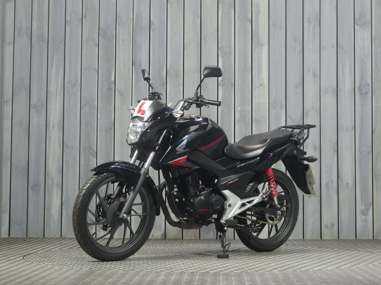 HONDA CB125F