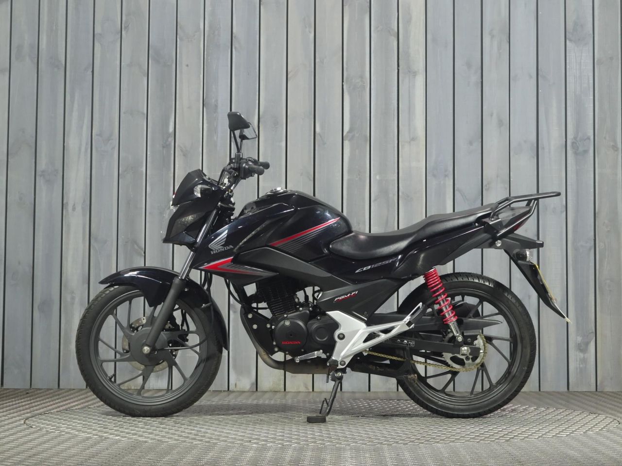 HONDA CB125F