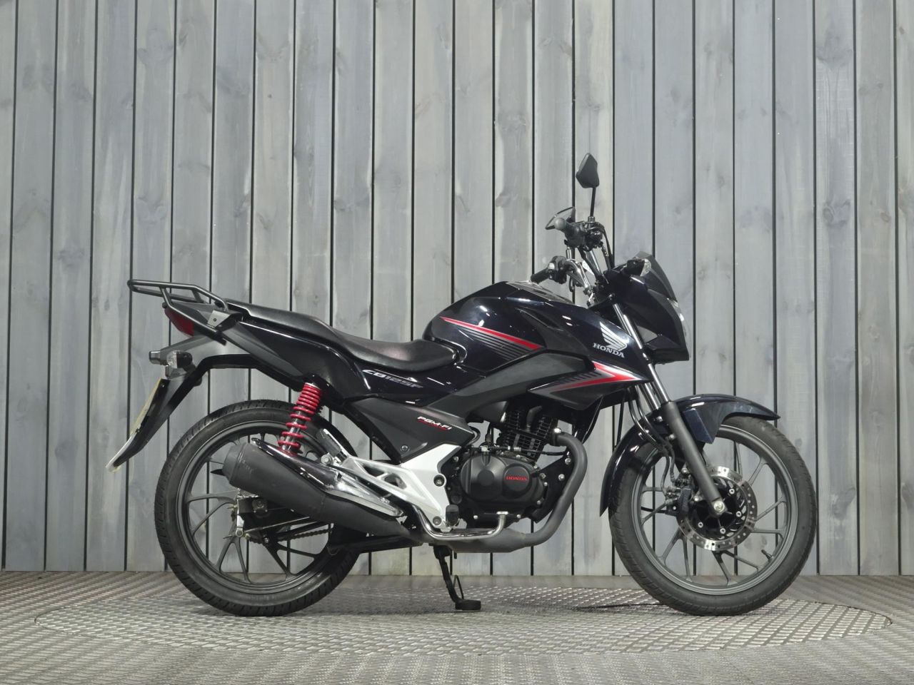 HONDA CB125F