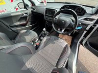 USED 2019 19 PEUGEOT 2008 1.2 PureTech GPF GT Line SUV 5dr Petrol Manual Euro 6 (s/s) (130 ps) LOW MILES, SUN ROOF!!!