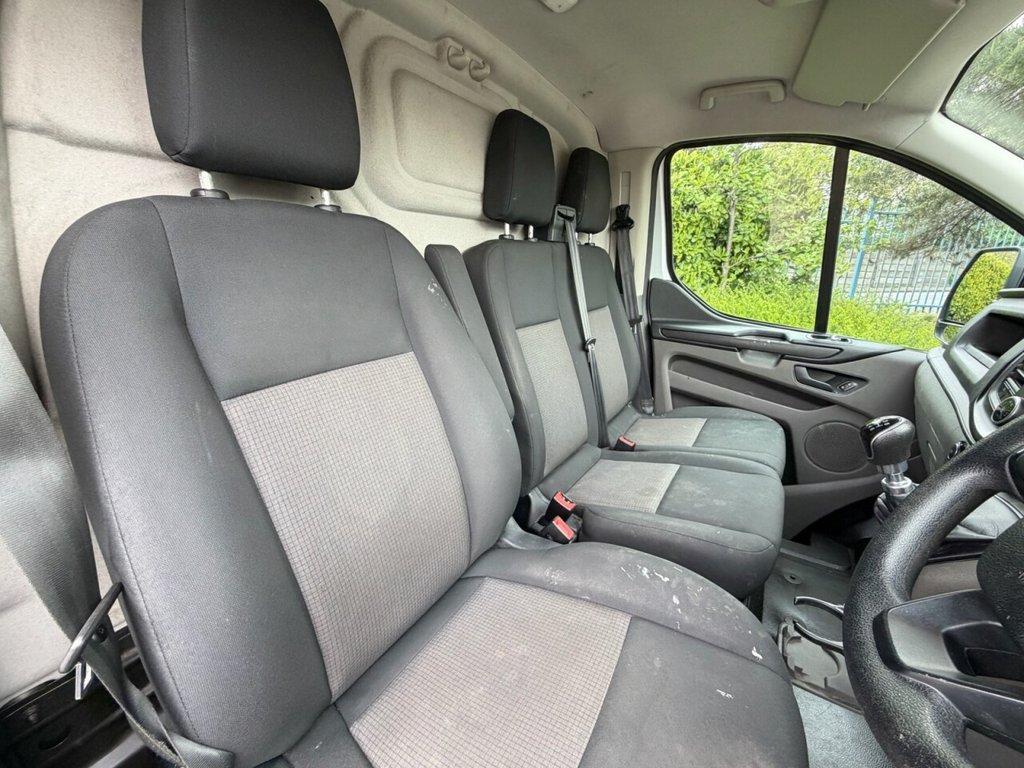 USED 2019 69 FORD TRANSIT CUSTOM 2.0 280 EcoBlue Leader Panel Van 5dr Diesel Manual L1 H1 Euro 6 (s/s) (105 ps) A VERY CLEAN AND TIDY EXAMPLE WITH AN AERODYNAMIC ROOF RACK FITTED SIDE LOADING DOOR AND BLUETOOTH CONNECTIVITY