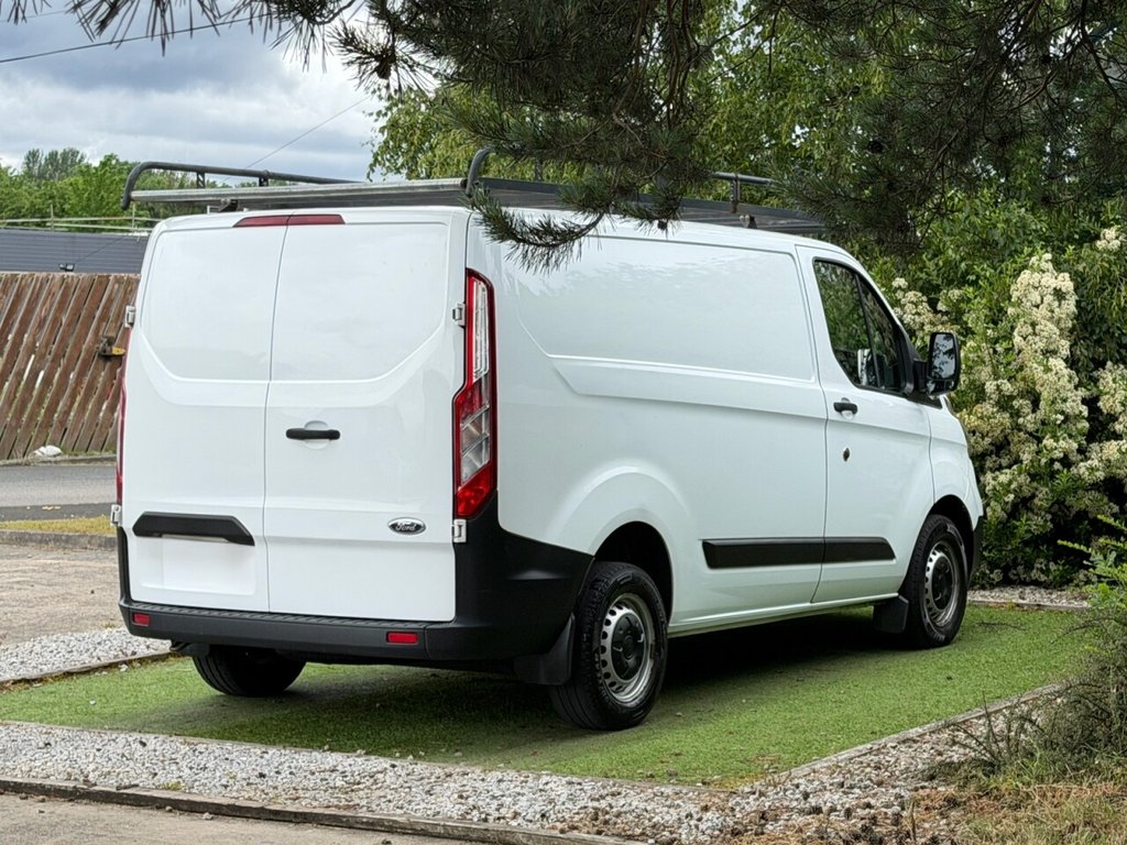 USED 2019 69 FORD TRANSIT CUSTOM 2.0 280 EcoBlue Leader Panel Van 5dr Diesel Manual L1 H1 Euro 6 (s/s) (105 ps) A VERY CLEAN AND TIDY EXAMPLE WITH AN AERODYNAMIC ROOF RACK FITTED SIDE LOADING DOOR AND BLUETOOTH CONNECTIVITY
