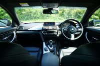 USED 2019 69 BMW 4 SERIES 2.0 420d M Sport Coupe 2dr Diesel Auto Euro 6 (s/s) (190 ps) BLACK SAPPHIRE METALLIC PAINTWORK + PRO NAV + H/K + HEATED SEATS
