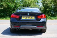 USED 2019 69 BMW 4 SERIES 2.0 420d M Sport Coupe 2dr Diesel Auto Euro 6 (s/s) (190 ps) BLACK SAPPHIRE METALLIC PAINTWORK + PRO NAV + H/K + HEATED SEATS