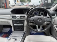 USED 2015 65 MERCEDES-BENZ E-CLASS 2.1 E220 BlueTEC SE Saloon 4 Door Diesel G-Tronic+ Euro 6 (s/s) (177 ps) 10 SERVICES TO 25,095 MILES